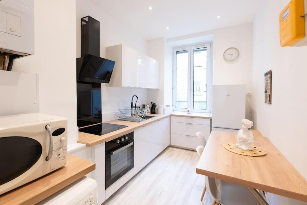 Appartement Entierement Renove Et Cosy Avec Jardin ミュルーズ エクステリア 写真